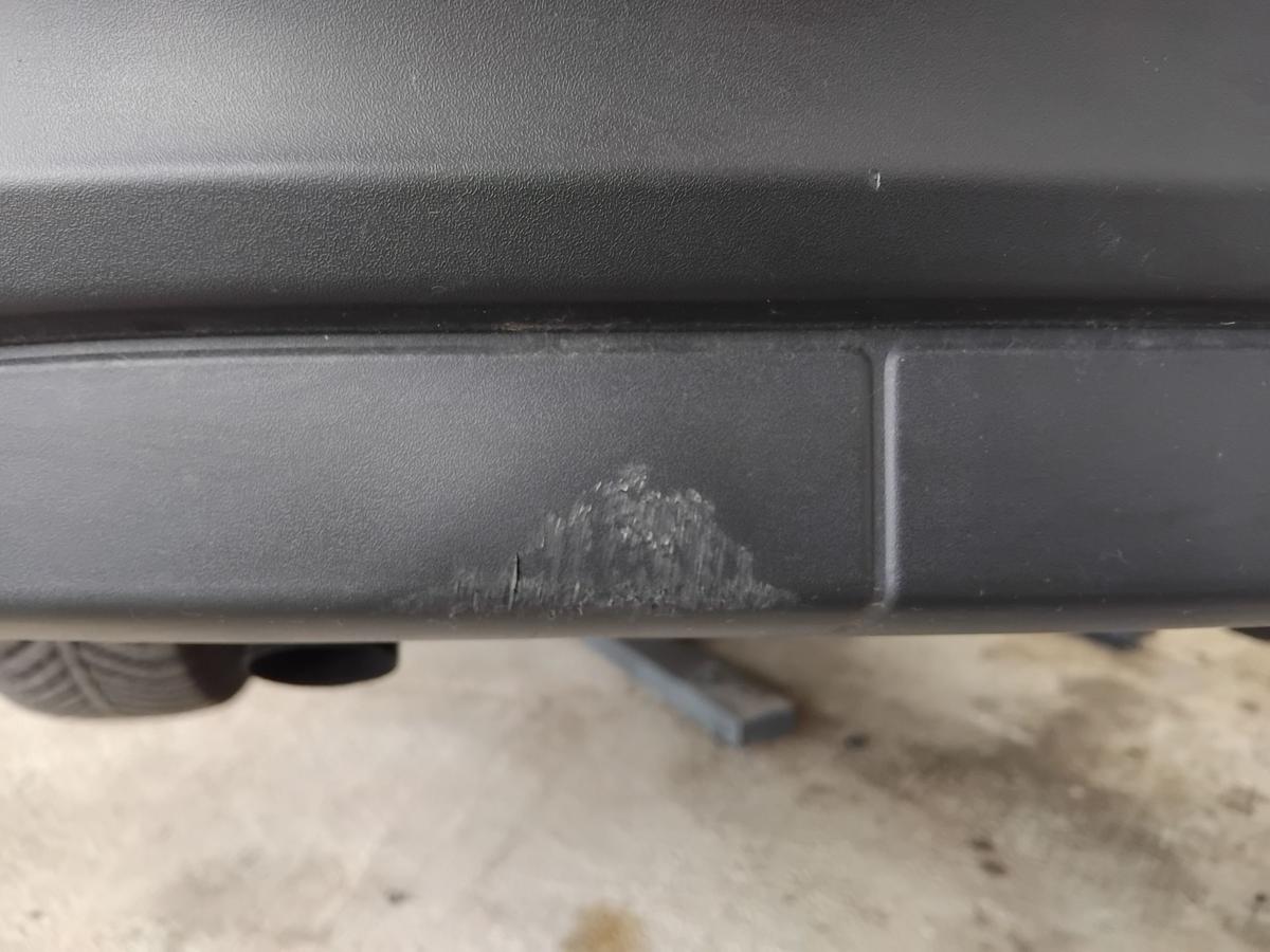 Ford Focus 3 DYB Turnier original Sto&szlig;f&auml;nger Sto&szlig;stange hinten frostweiss BJ2013