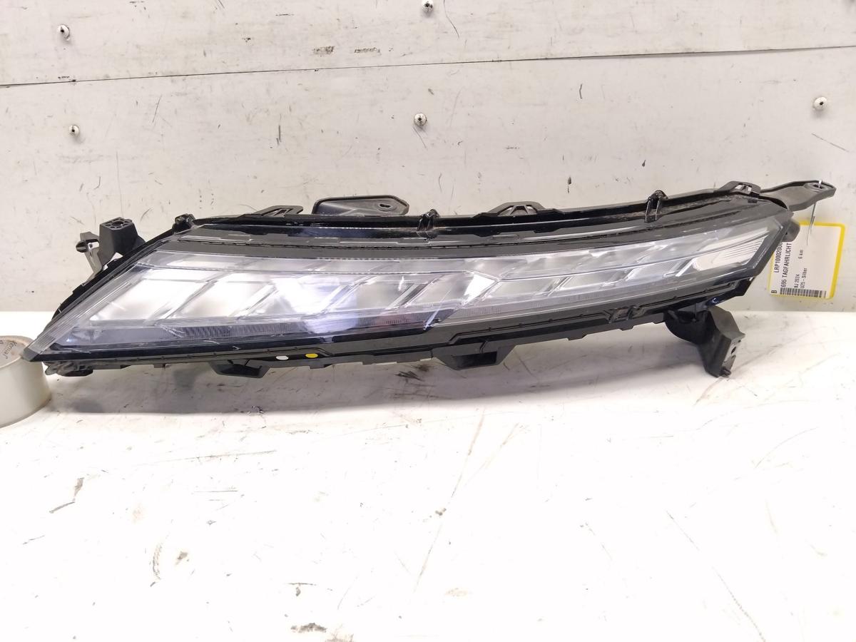 Mitsubishi Eclipse Cross original LED Tagfahrleuchte Scheinwerfer vorn links oben