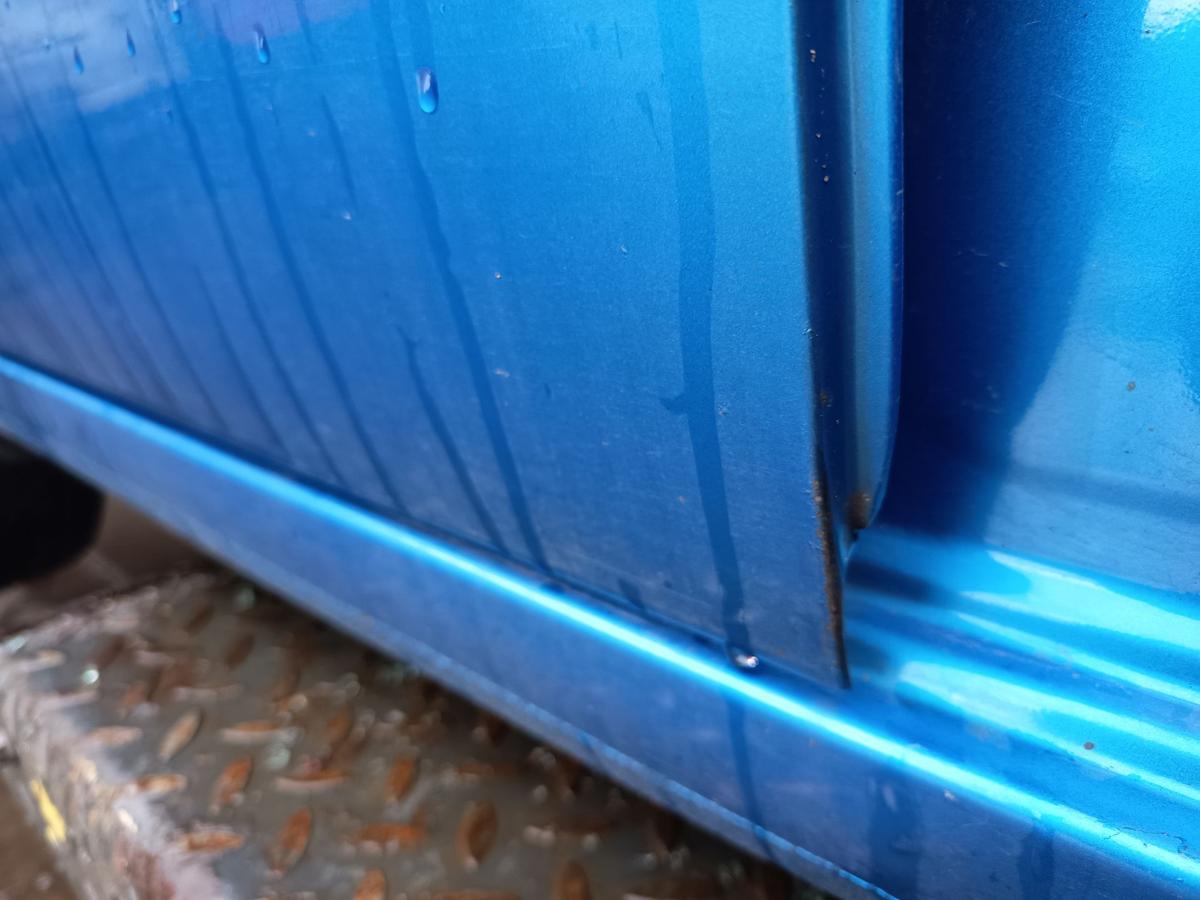 Hyundai i30cw FD original T&uuml;r hinten rechts Fond BV Vivid blue Bj 2010