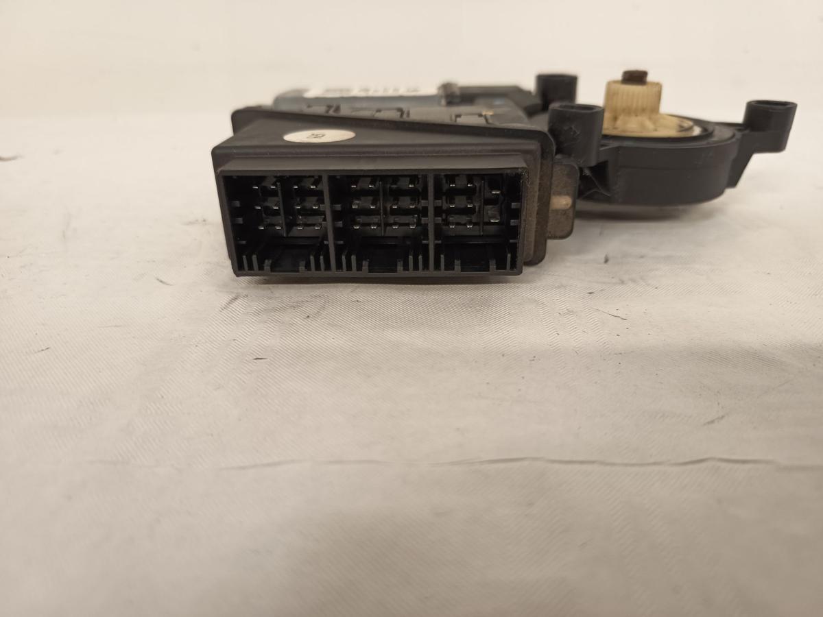 Skoda Fabia 6y orig Motor Fensterheber vorn links LF5K Bj 1996