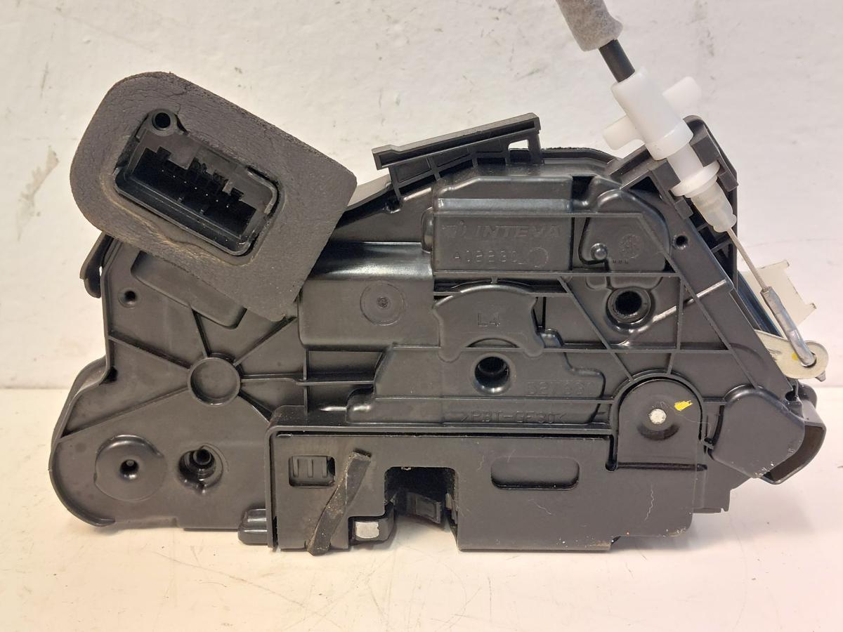 VW Passat 3G B8 Limo Türschloss vorn links Fahrertür mit ZV OEM