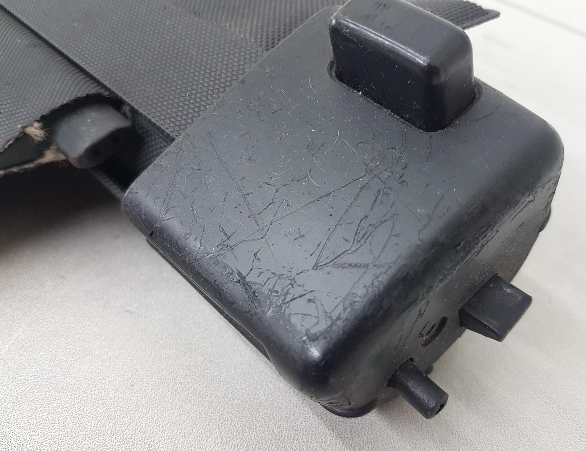 VW Bora Variant Laderaumabdeckung Laderaumrollo 1J9867871J9ET in schwarz Bj99