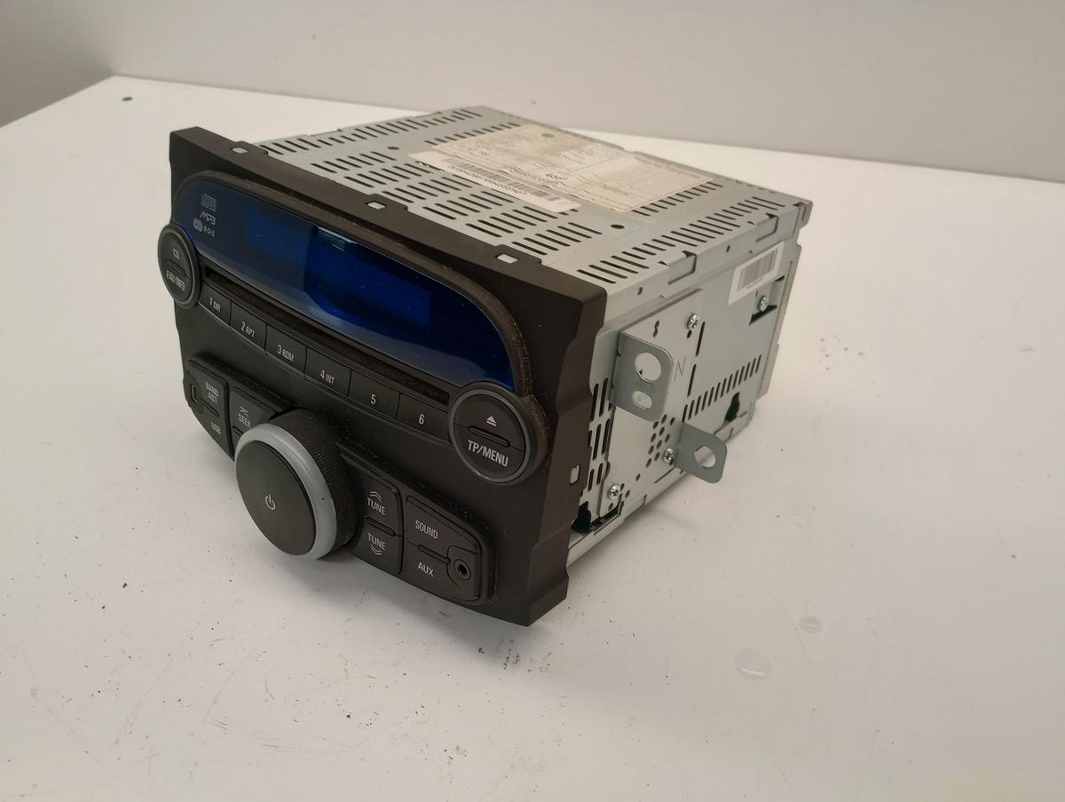 Chevrolet Spark M300 Bj 2010 orig Autoradio Radio MP3 CD /95986359