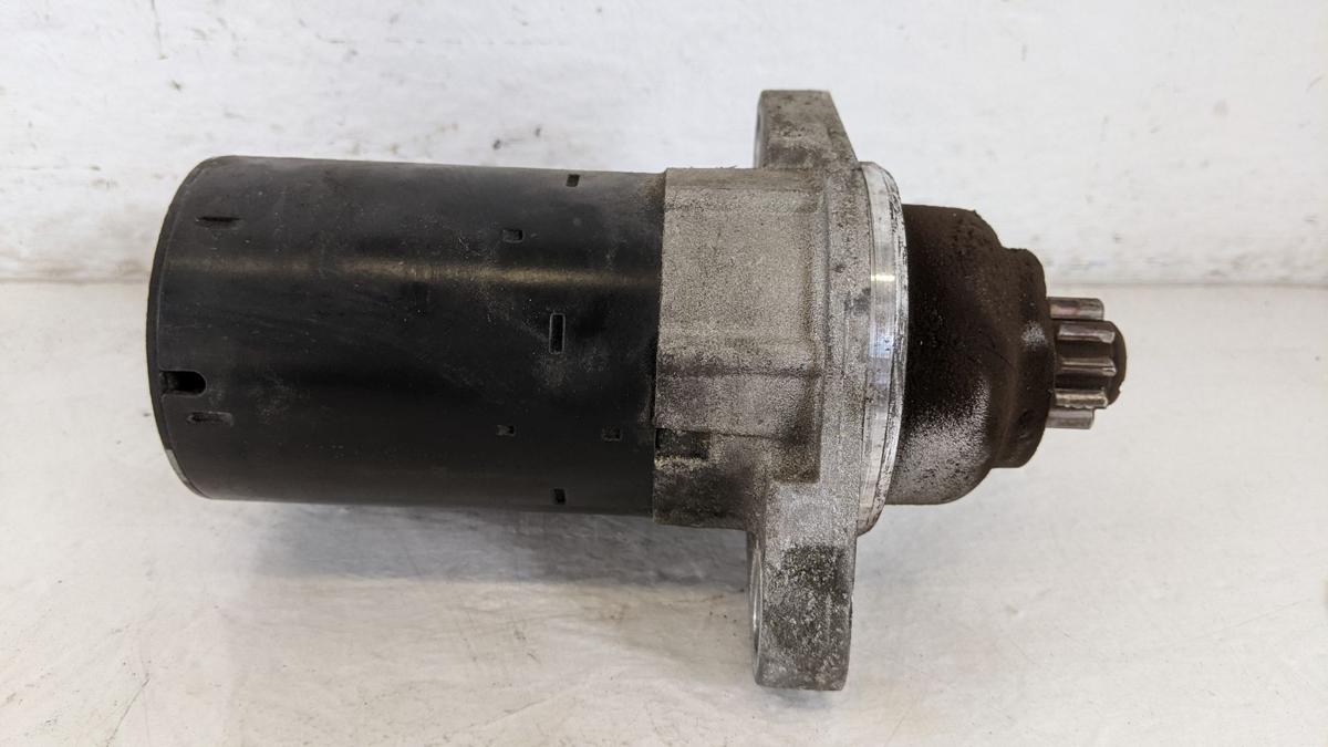 VW New Beetle Cabrio 1Y Anlasser Starter Bosch Schaltgetriebe 1.6 75kw