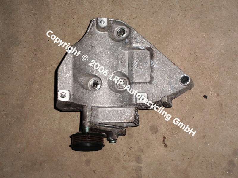 VW Passat 3BG original Halter Klimakompressor 06B260885D BJ2000