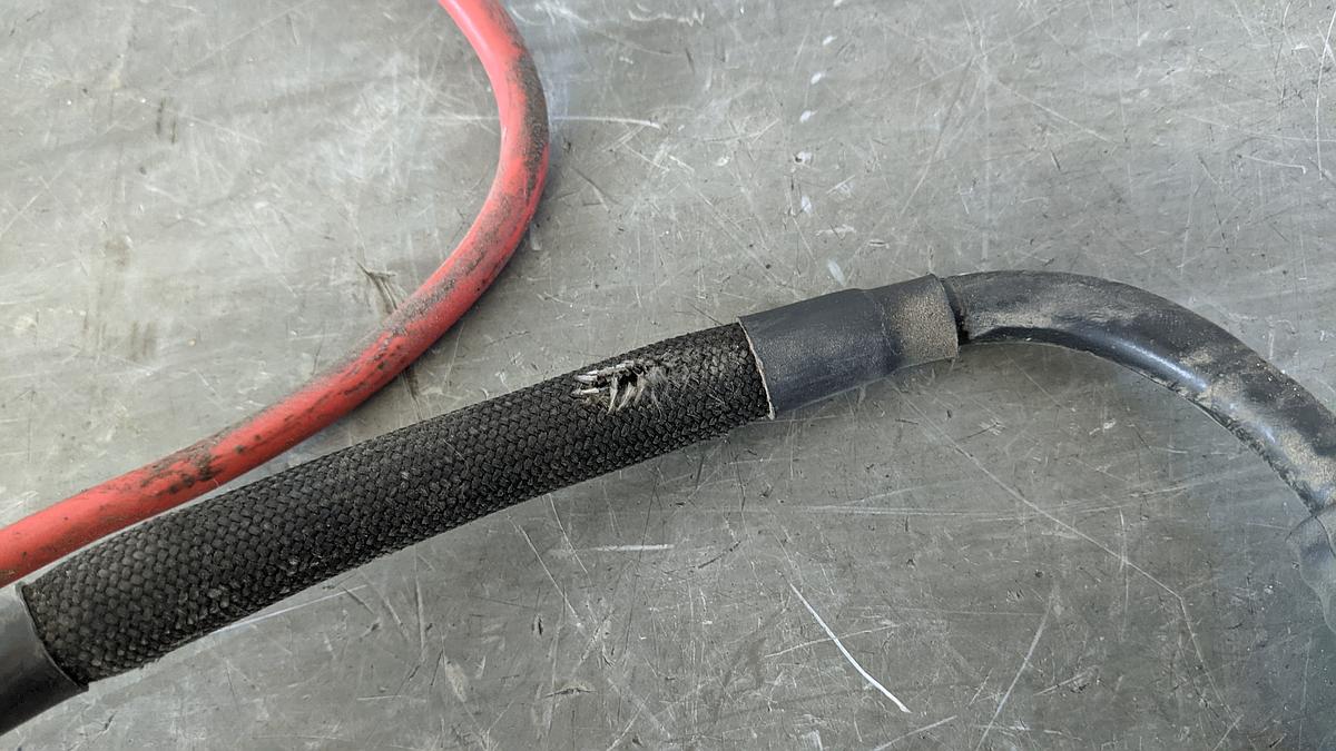 VW Golf 6 VI 1K original Pluskabel Batterie Kabel Anschlusskabel