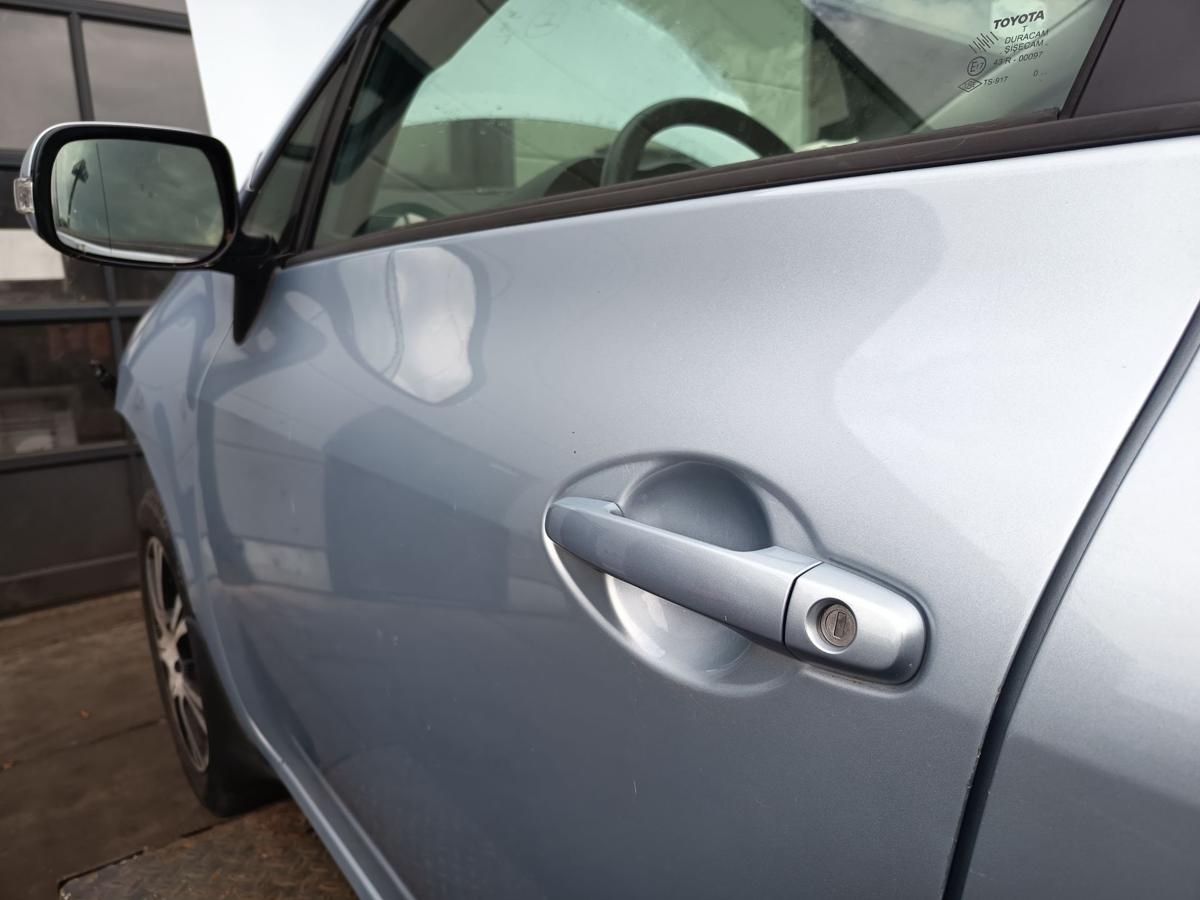 Toyota Auris E15 original T&uuml;r vorn links Fahrer 8S1 Light Blue Bj 2011