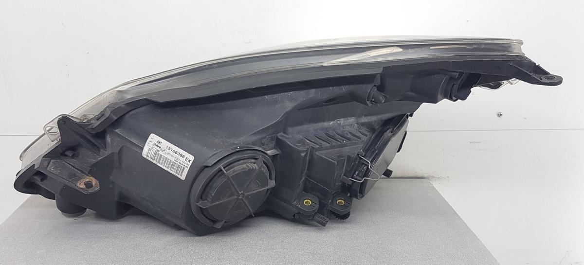 Opel Corsa D Hauptscheinwerfer Frontscheinwerfer rechts 13186386 Kurvenlicht Bj08