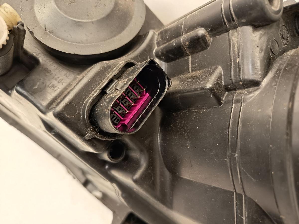 VW Passat 3C original Scheinwerfer rechts Halogen Baujahr 2009