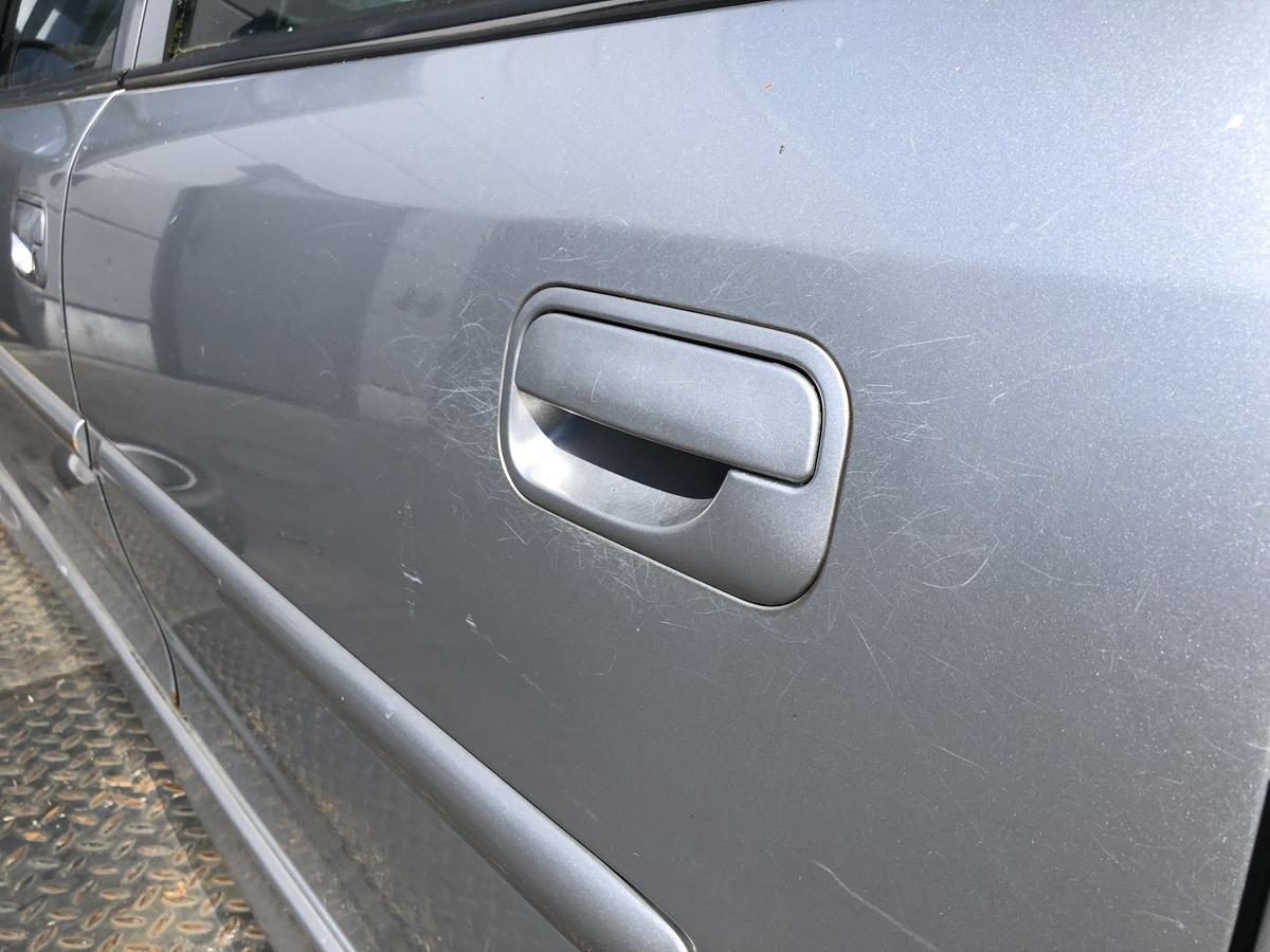 Opel Vectra B Caravan original Tür hinten links Fond L147 Starsilber Bj 2001