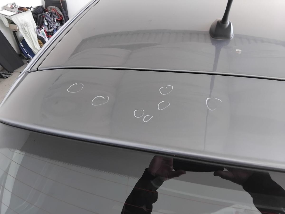 BMW 1er E81 E87 Heckklappe A18 Quarzblau Metallic mit Heckscheibe BJ2006 Dellen