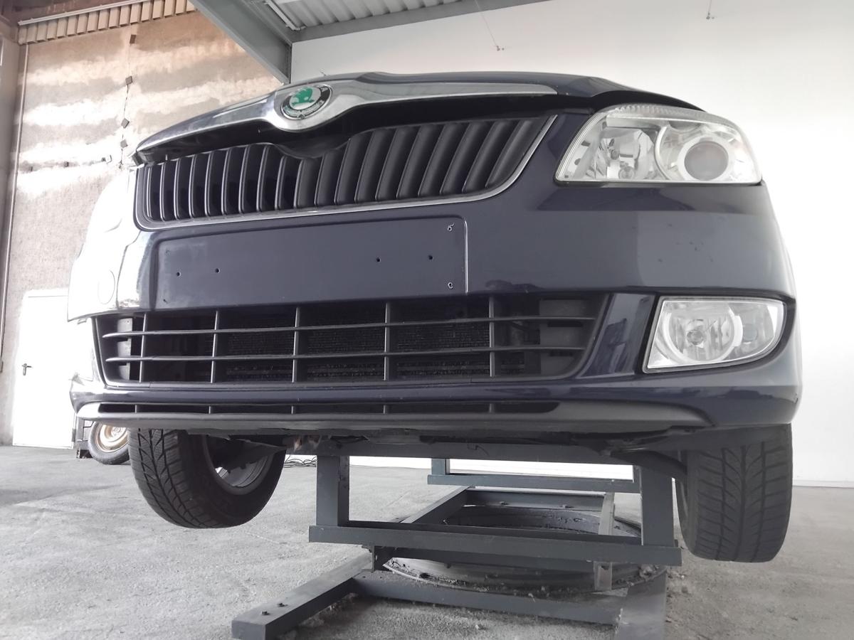 Skoda Fabia 2 5J Facelift Sto&szlig;f&auml;nger Sto&szlig;stange vorn BJ2011 pacific blue LF5A