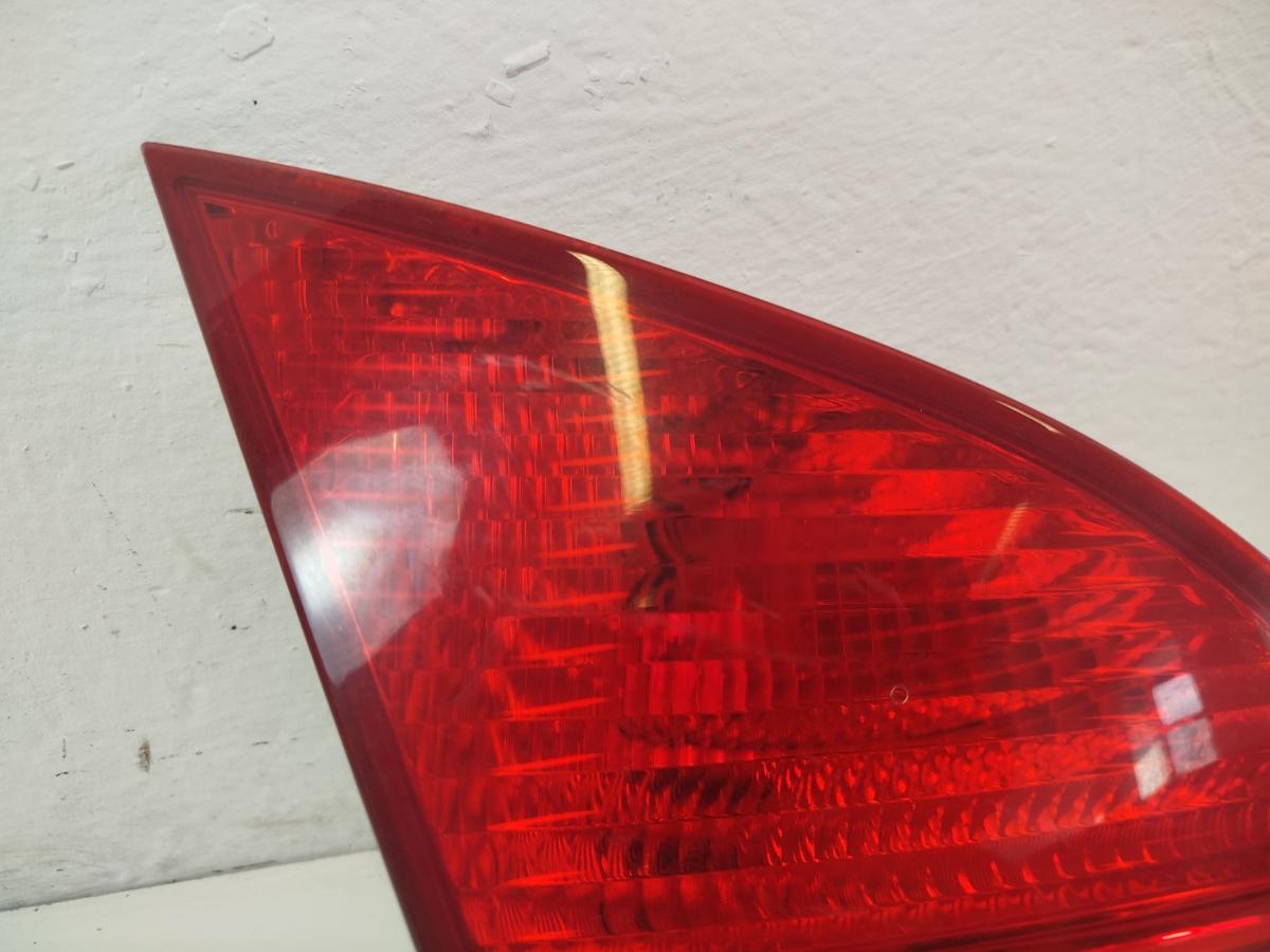 Kia Venga YN R&uuml;ckleuchte innen links Heckleuchte Innenteil Heckklappe bis 2016