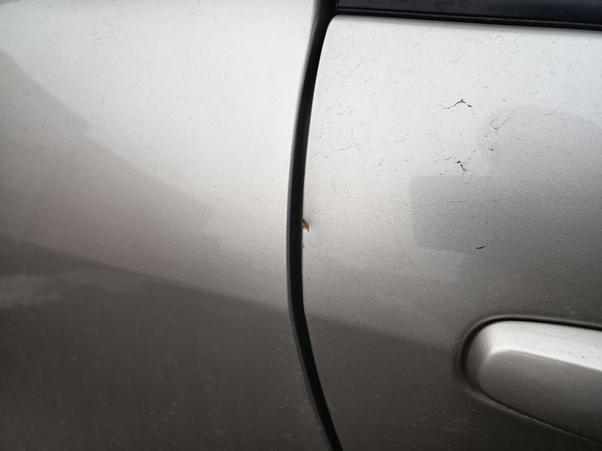 Toyota Corolla E12 original T&uuml;r hinten rechts 1C0 Silber Baujahr 2006