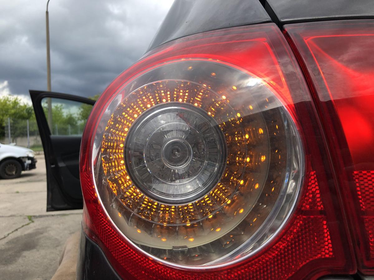 VW Passat 3C B6 Variant R&uuml;ckleuchte au&szlig;en links Ecke R&uuml;cklicht Heckleuchte LED