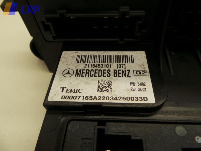 Mercedes Benz S211 Bj.2003 original Zentralelektrik vorn 211545310107