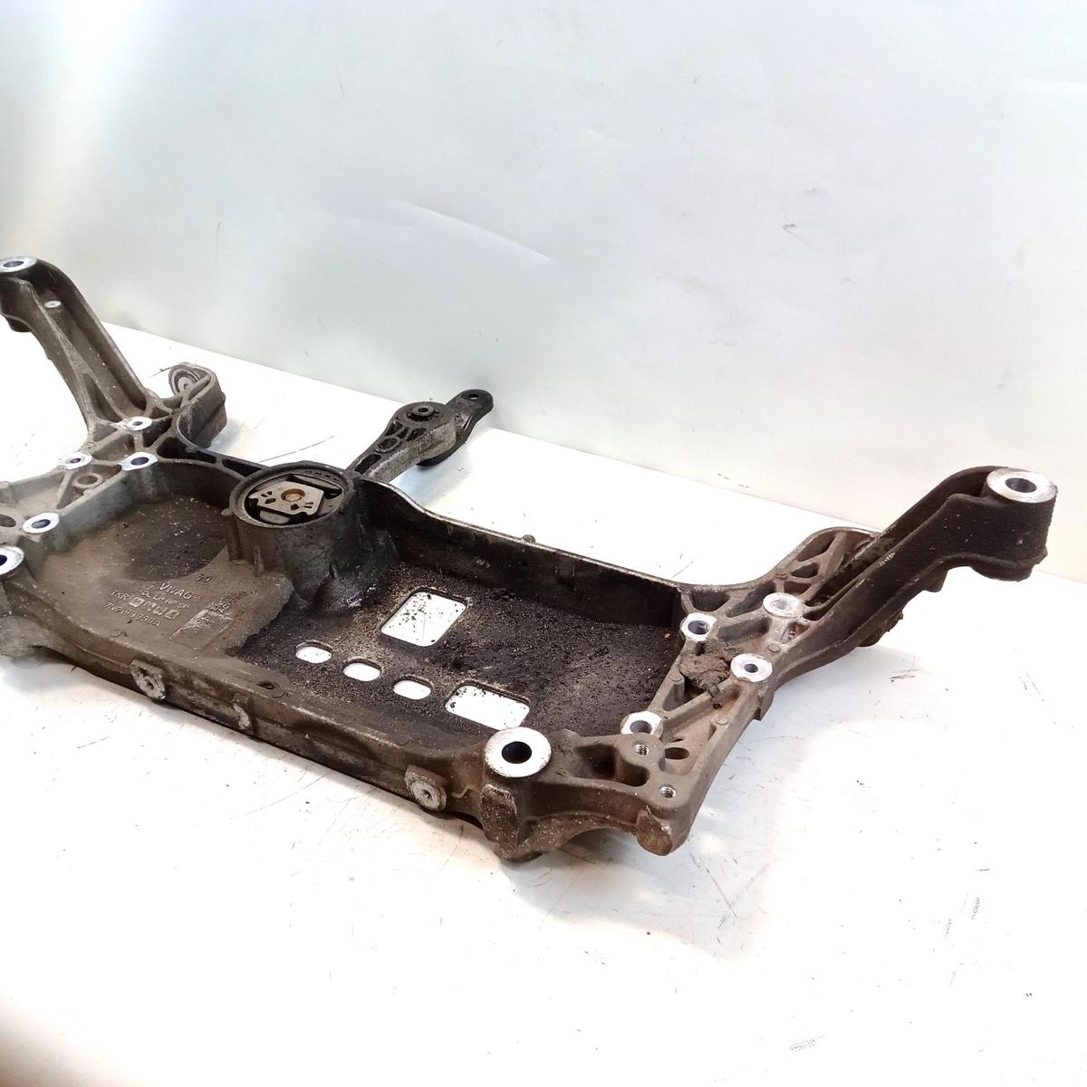 VW Passat 3C B6 original Vorderachstr&auml;ger Aggregatetr&auml;ger 1.8TSI 118kw BJ2007