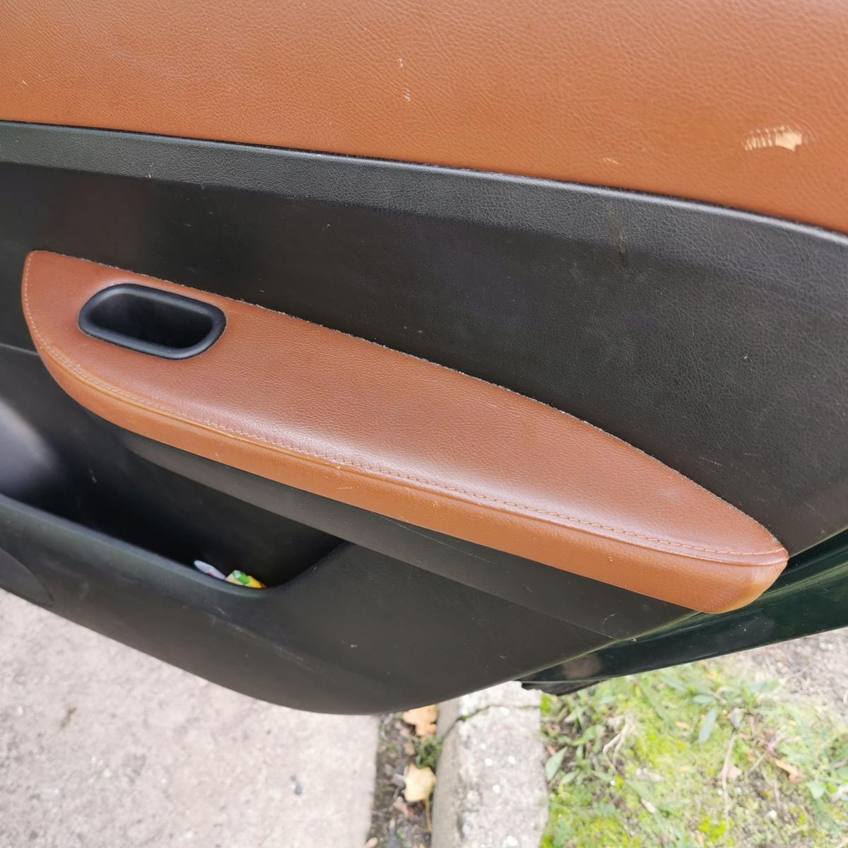 Peugeot 307 SW 3E Türverkleidung hinten rechts Leder braun Roland Garros