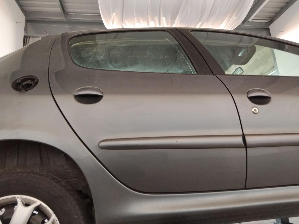 Peugeot 206 original Tür hinten rechts thoriumgraumetallic KTH BJ2008 Fließheck