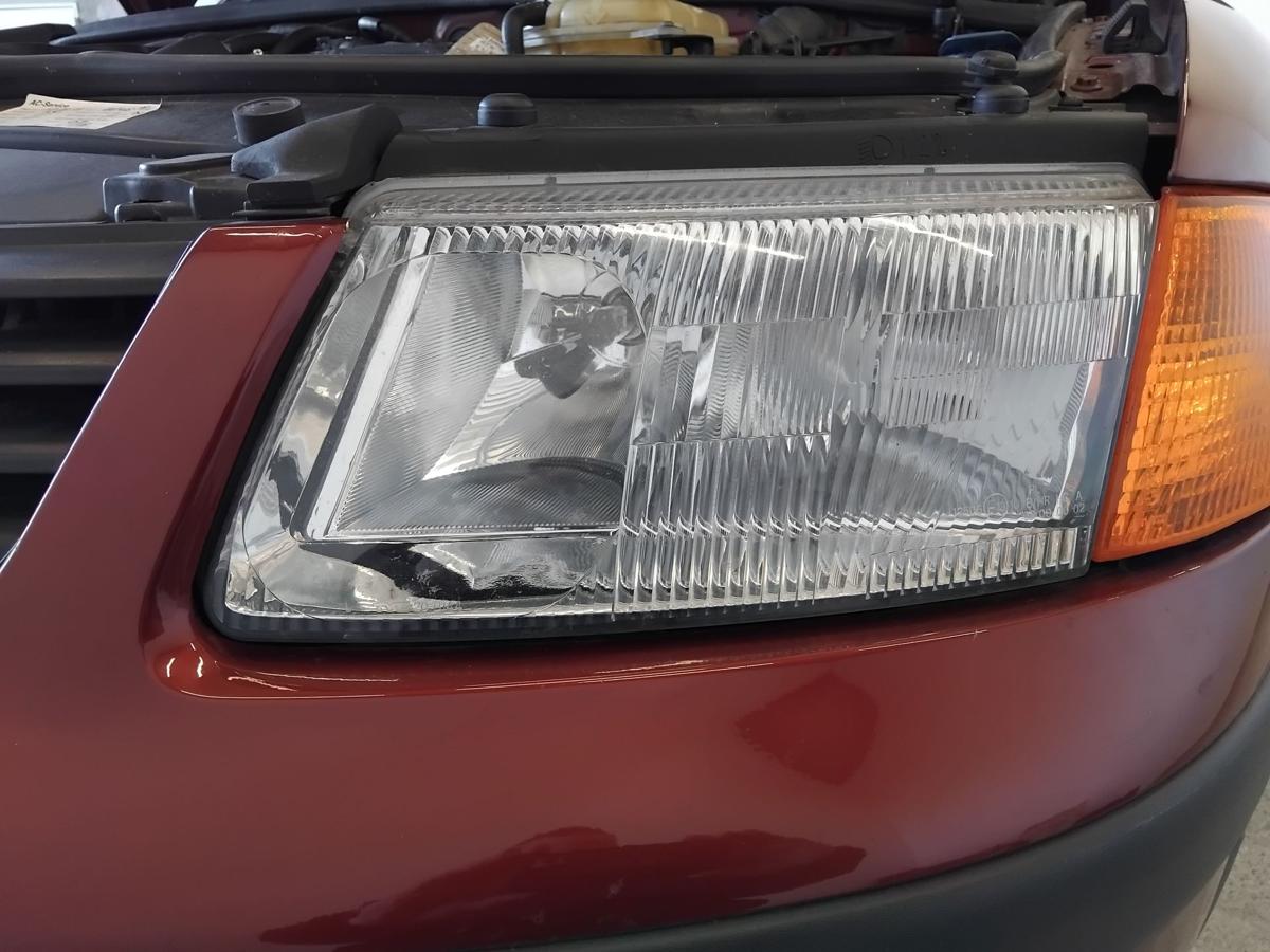 VW Passat 3B Scheinwerfer links mit LWR und Nebelscheinwerfer BJ1997 H4 + H7