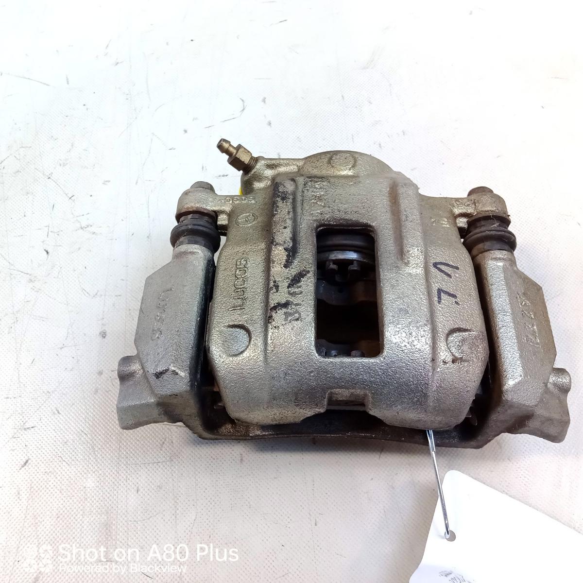 Mercedes A-Klasse W168 original Bremssattel Vorderachse links mit Tr&auml;ger Bj.2000