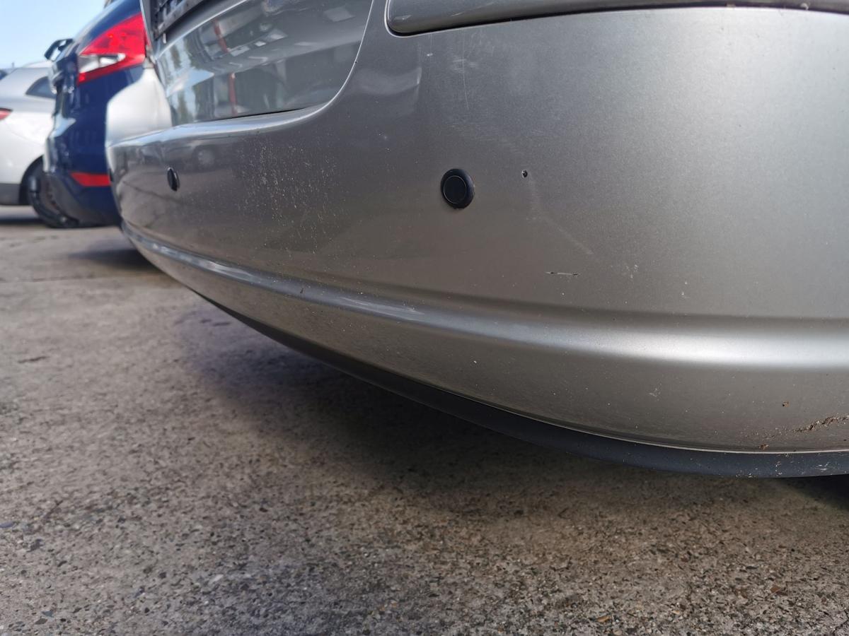 Toyota Avensis T25 Kombi Stossfänger Stossstange Bumper hinten 1C0 RadiantSilver