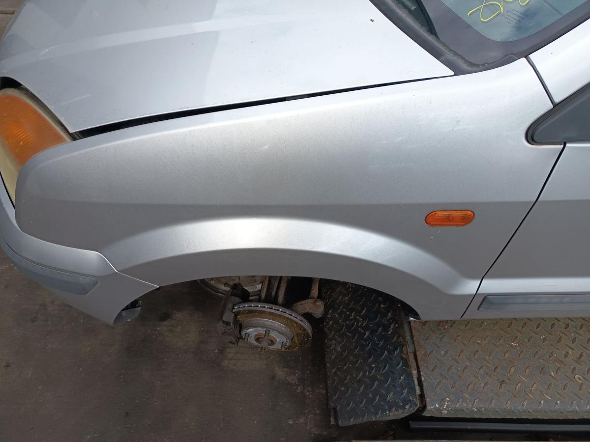 Ford Fusion original Kotfl&uuml;gel links Polar Silber Facelift Bj 2007
