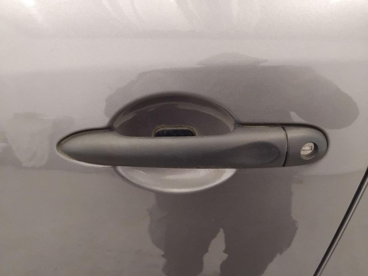 Renault Megane 3 T&uuml;r vorn links Fahrert&uuml;r TEKNG Gris Cassiop&eacute;e 5-T&uuml;rer BJ2011