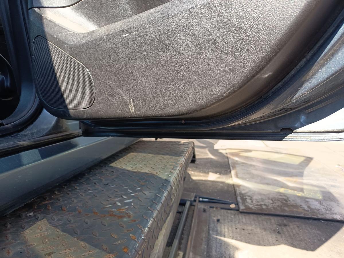 Peugeot 307 original T&uuml;r hinten rechts Fond EZW Eisengrau Bj 2006