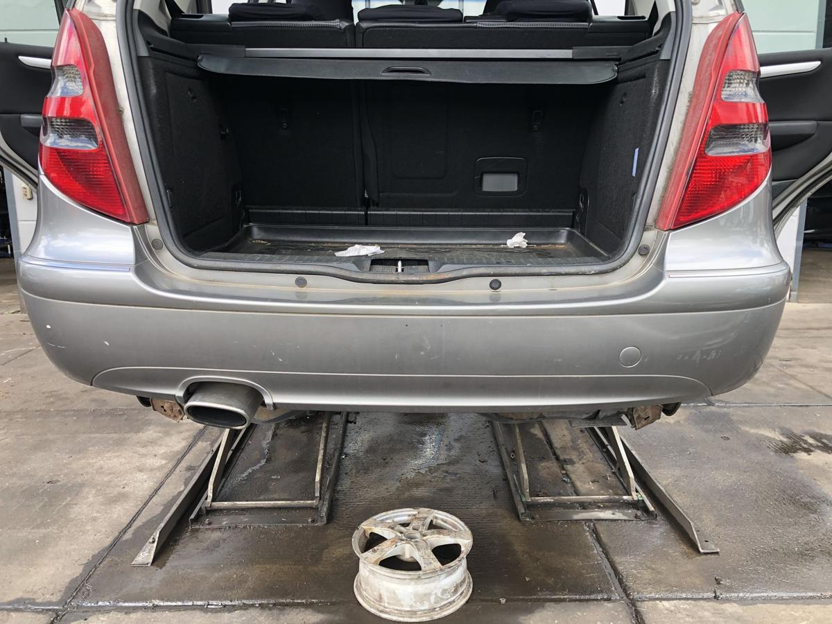 Mercedes W169 original Sto&szlig;stange F&auml;nger hinten/Heck 748 Kometengrau Bj 2005