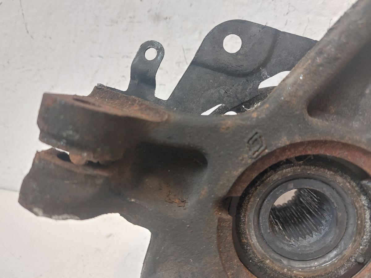 Renault Clio IV X98 TCe90 Achsschenkel vorn links Schwenklager Radlagergeh&auml;use