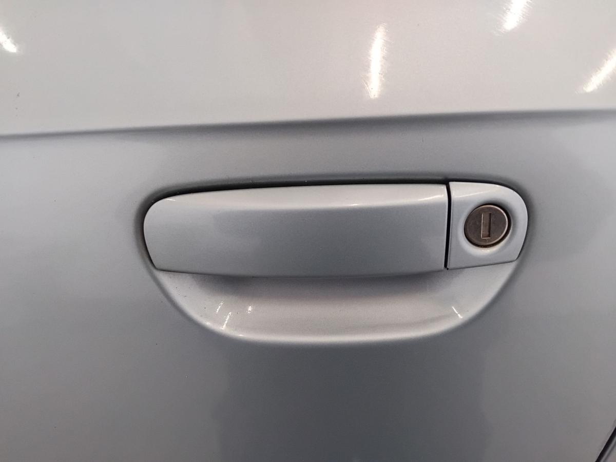 Audi A3 8P T&uuml;r vorn links Fahrert&uuml;r 3-T&uuml;rer LY5J Liquidblaumetallic BJ2007