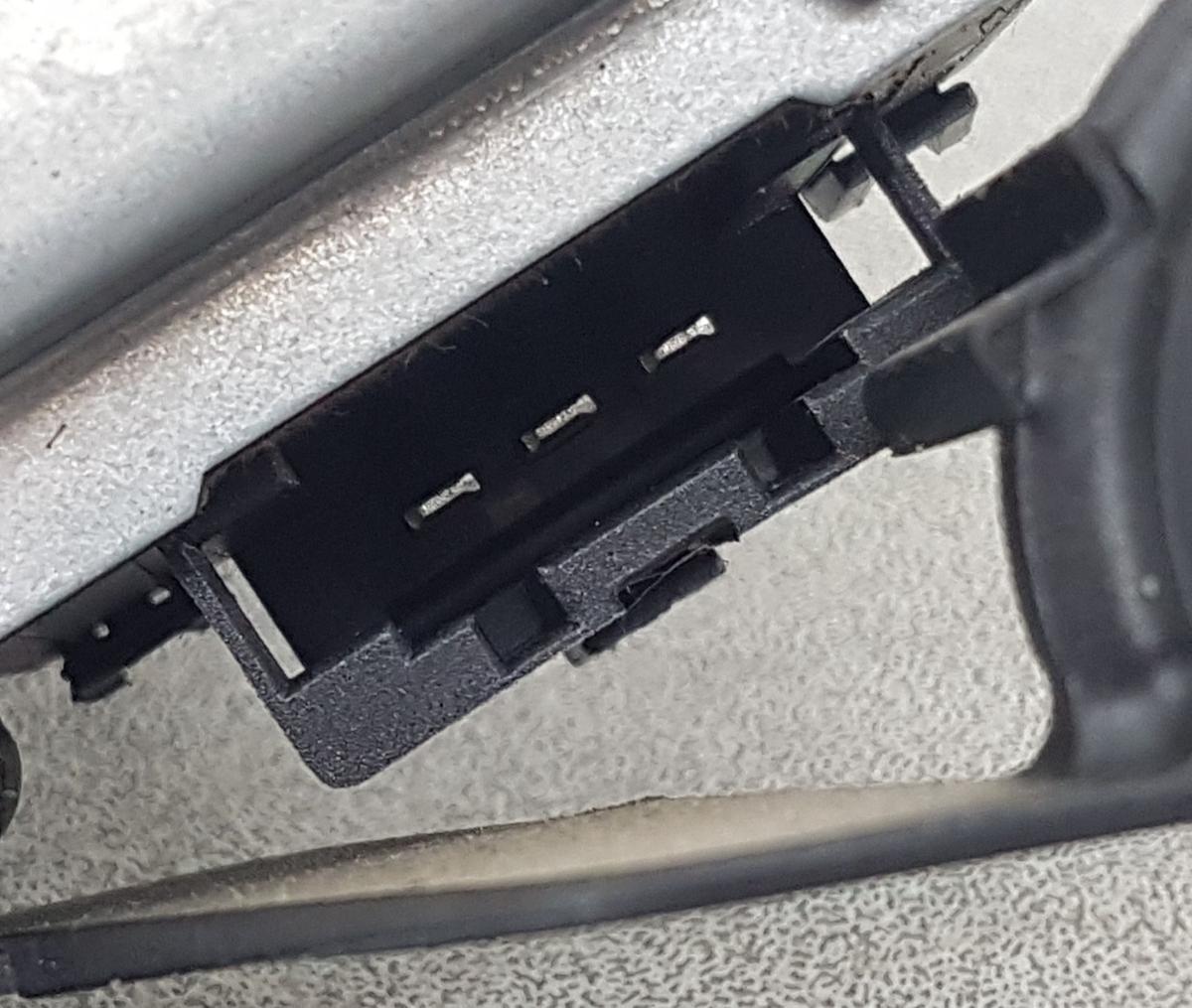 Mercedes Vito 639 Wischermotor hinten links A6398200908 404957 Bj2005