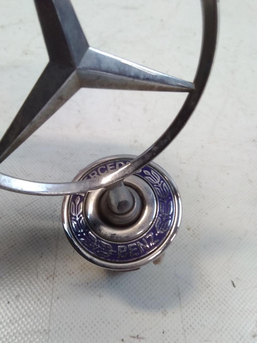 Mercedes Benz E-Klasse 210 original Mercedesstern vorn Bj.1998