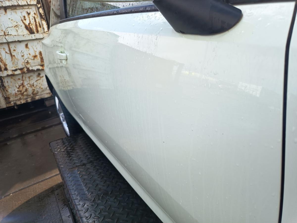 Opel Corsa D 3t&uuml;rer original T&uuml;r rechts Beifahrer Z30R Guacamolewei&szlig; Bj 2012