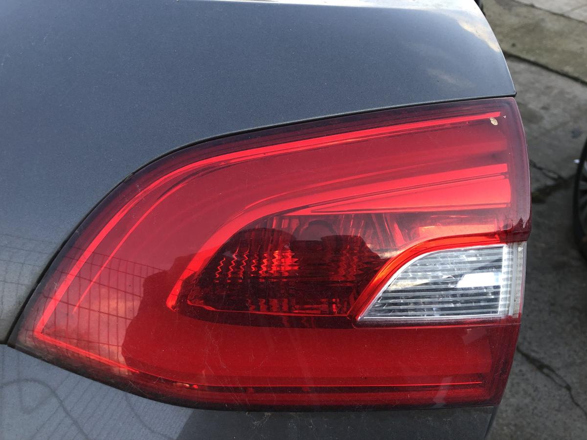 Peugeot 308 SW T9 R&uuml;ckleuchte innen rechts R&uuml;cklicht R&uuml;ckscheinwerfer
