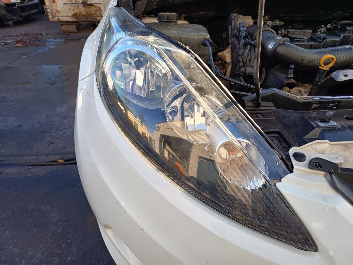 Ford Fiesta VII original Scheinwerfer rechts Halogen/Haupt/Licht/Front Bj 2011
