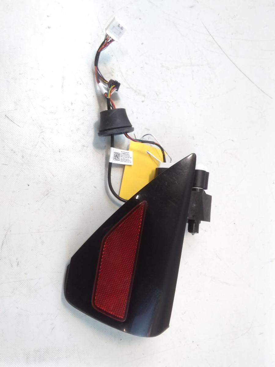 Tesla Model Y original Klappe Ladebuchse Ladedose schwarz solid black BJ2023