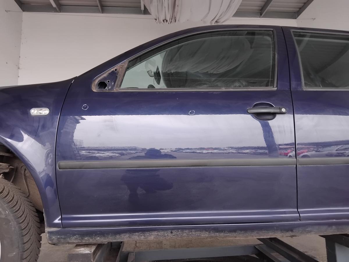 VW Golf 4 1J T&uuml;r vorn links Fahrert&uuml;r 5-t&uuml;rig LB5N Indigoblaumetallic BJ2000