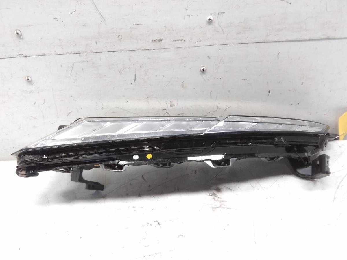 Mitsubishi Eclipse Cross original LED Tagfahrleuchte Scheinwerfer vorn links oben