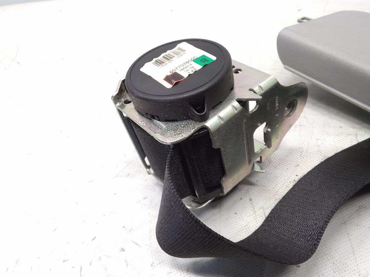 Opel Corsa D original Sicherheitsgurt vorn rechts 3-türig unfallfrei BJ2008