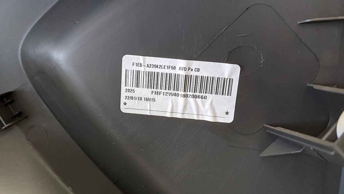 Ford Focus Turnier DYB T&uuml;rverkleidung vorn rechts F1EBA23942LE