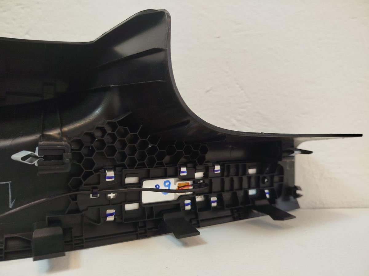 Smart #1 HX11 Pulse Verkleidung Einstieg hinten links mit beleuchteter Leiste