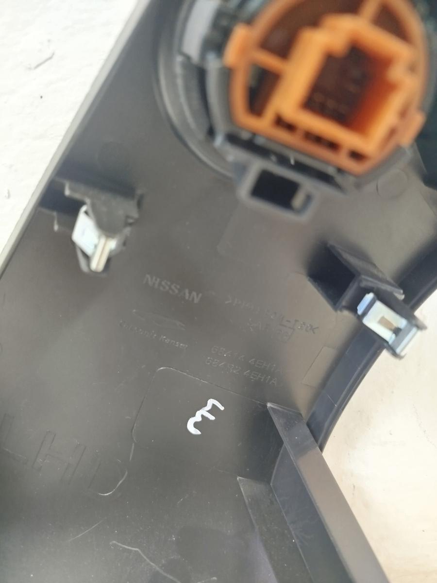 Nissan Qashqai J11 Schalter Taster Start Stopp Motorstart mit Verkleidung