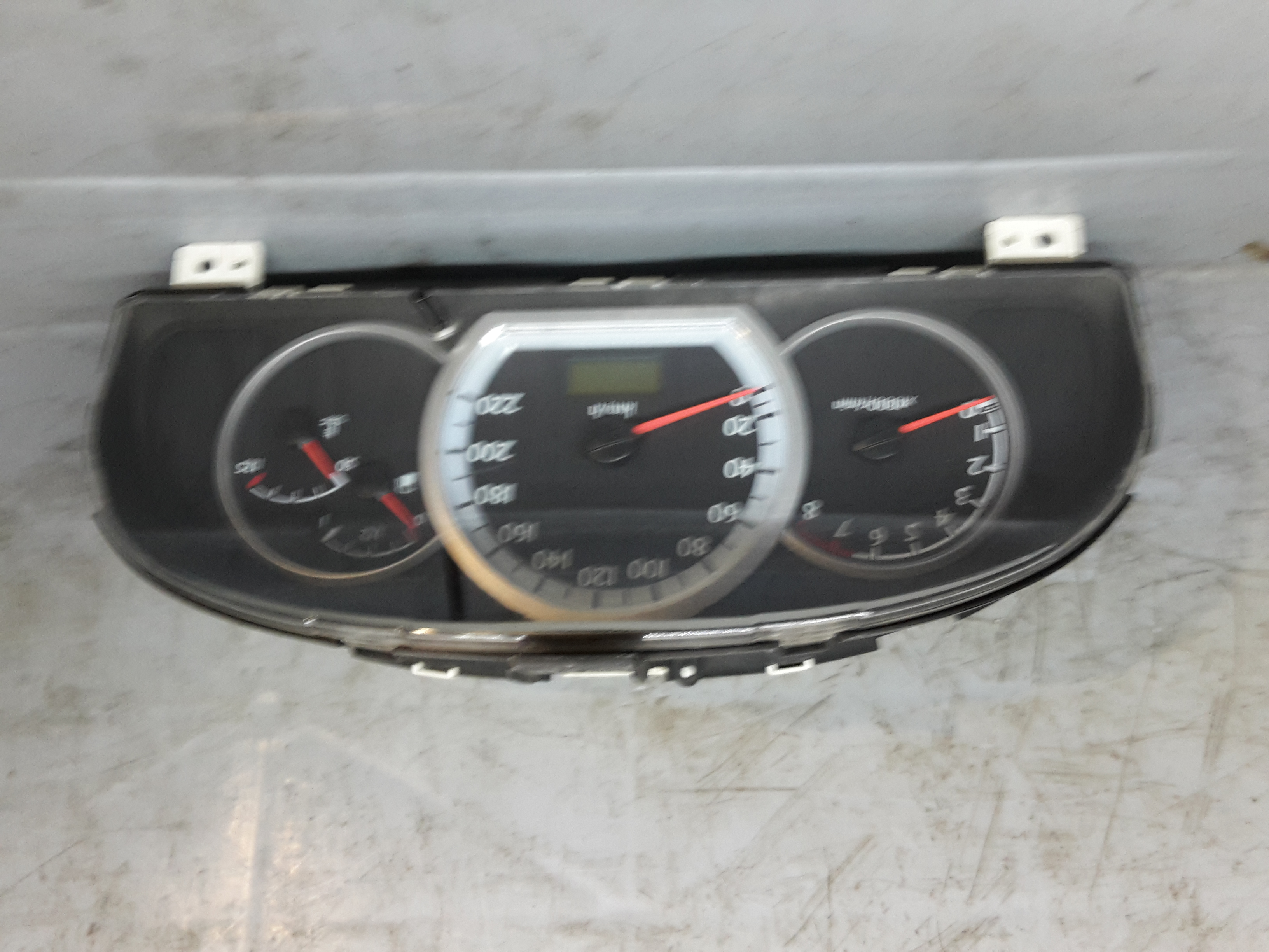 Daewoo Lacetti Schrägheck KLAN Bj. 2004 org. Instrumentenkombination Tachometer