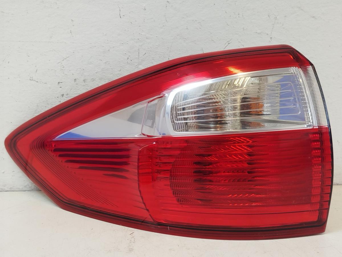 Ford C-Max CB7 R&uuml;ckleuchte links au&szlig;en Ecke R&uuml;cklicht Heckleuchte OEM