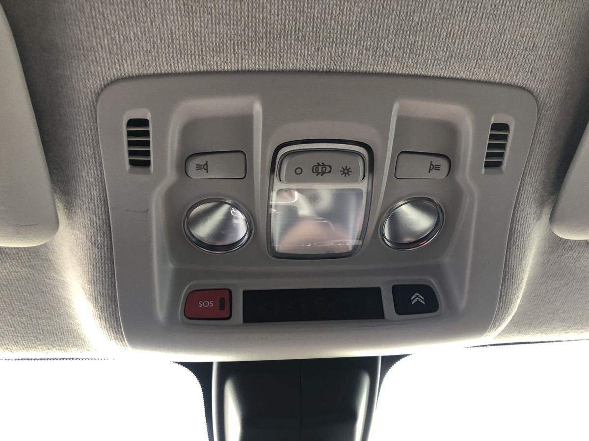 Citroen C3 III SX ab17 Innenleuchte Leseleuchte vorn mit SOS Funktion