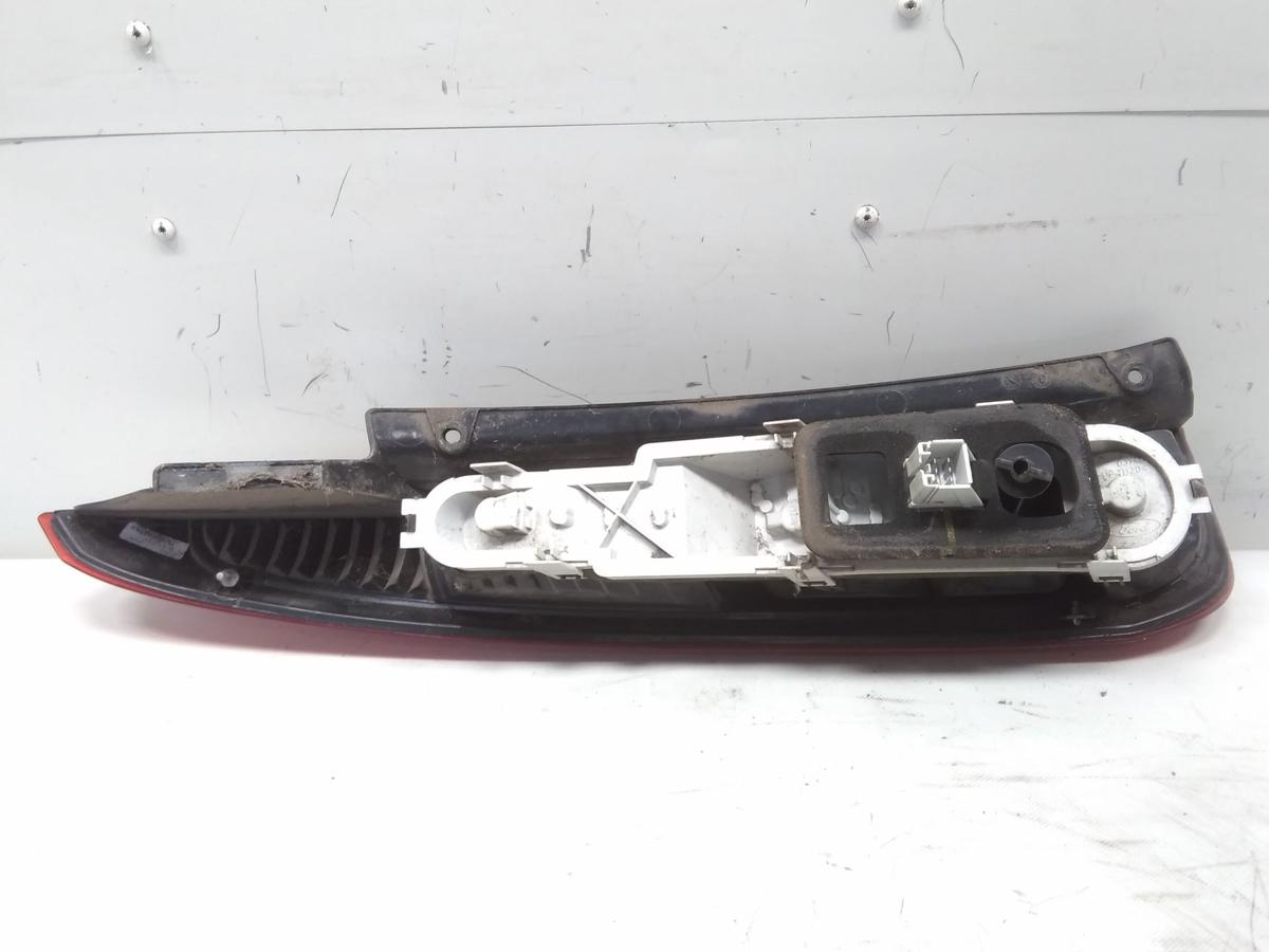 Ford Fusion JU2 original R&uuml;ckleuchte Schlussleuchte rechts Facelift BJ2006