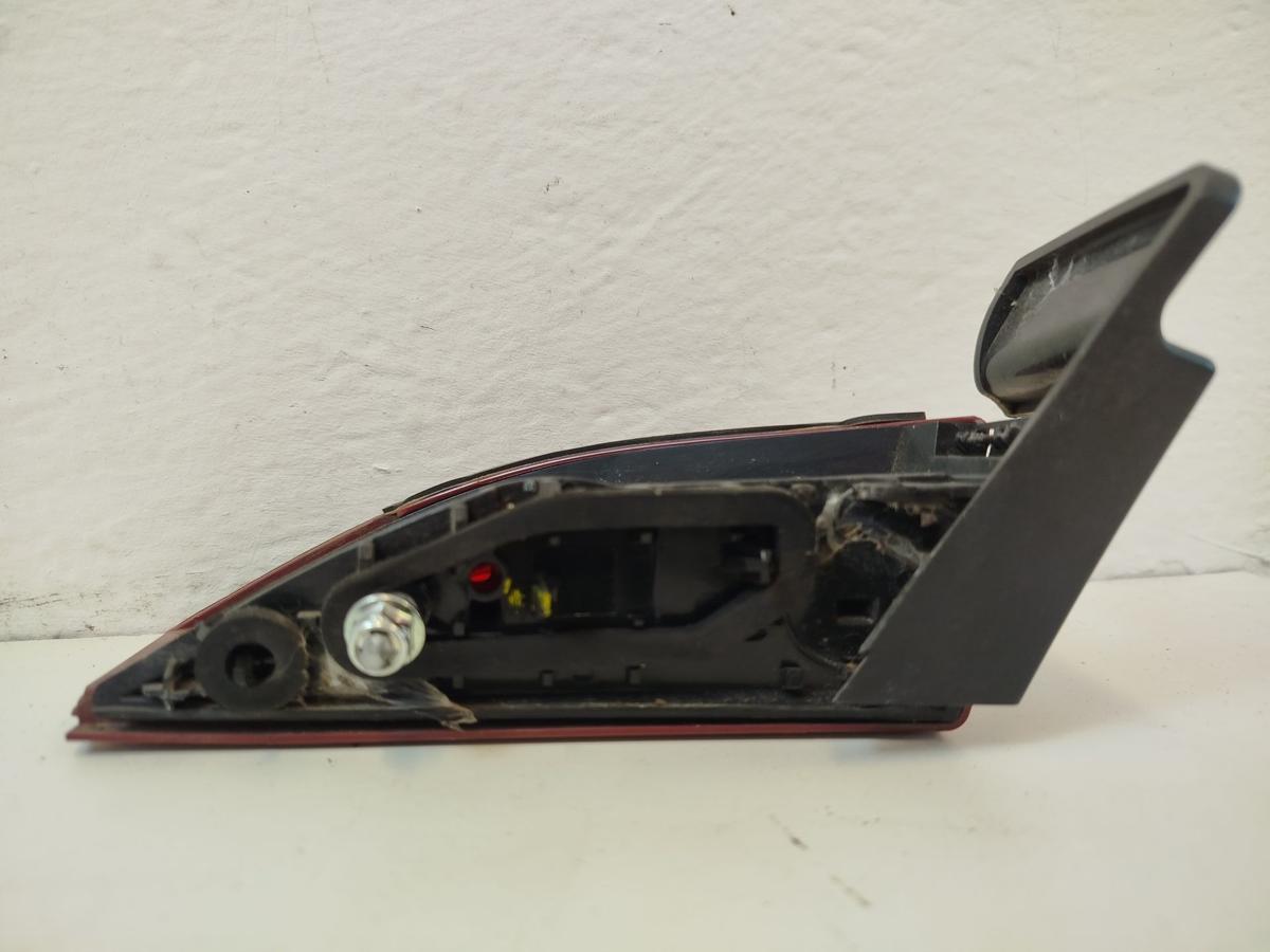 Fiat Tipo Typ 356 R&uuml;ckleuchte links Innenteil Heckklappe Stufenheck Heckleuchte