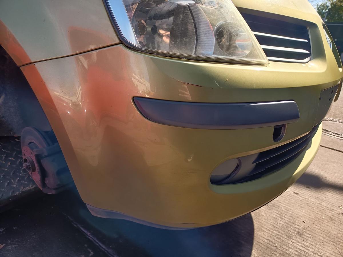 Renault Modus original Sto&szlig;stange vorne TED99 Gr&uuml;n vor Facelift Baujahr 2005